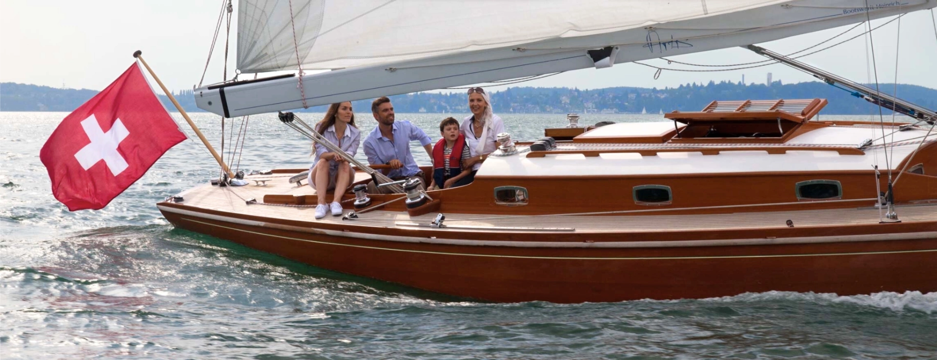 nationaler kreuzer bootswerft heinrich